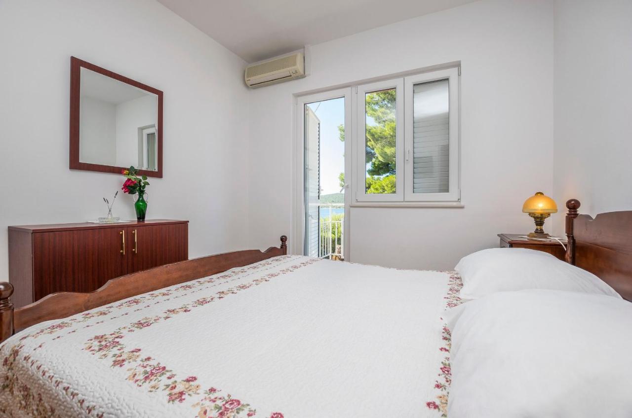 Apartment And Rooms Franka Zaboric Ngoại thất bức ảnh